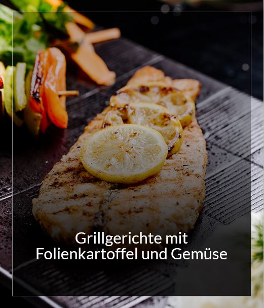 Grillgerichte mit Folienkartoffeln und Gemüse